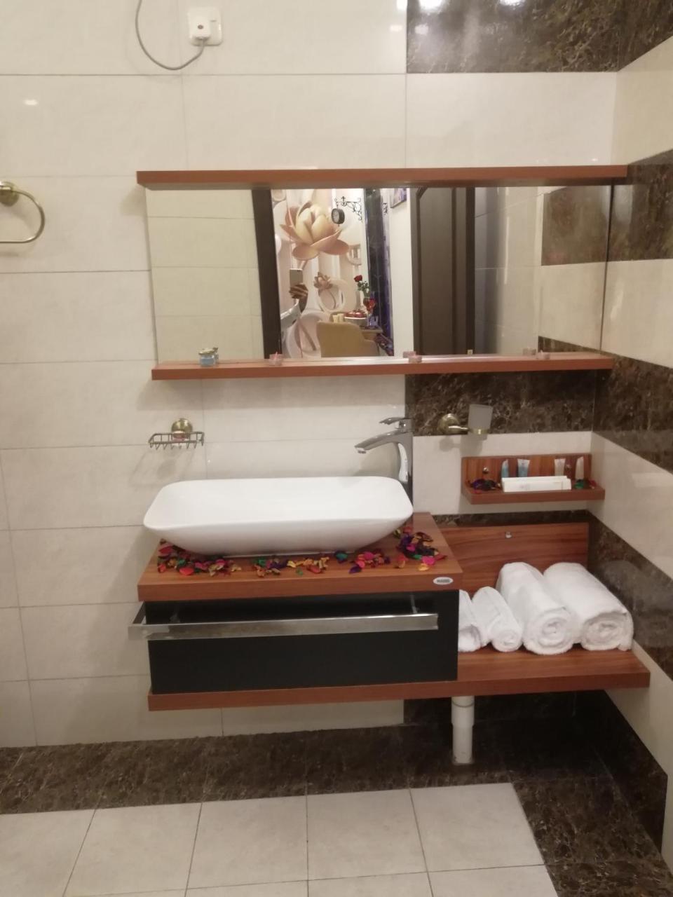 Al Worod Al Thahabia Chalets Abha Ngoại thất bức ảnh