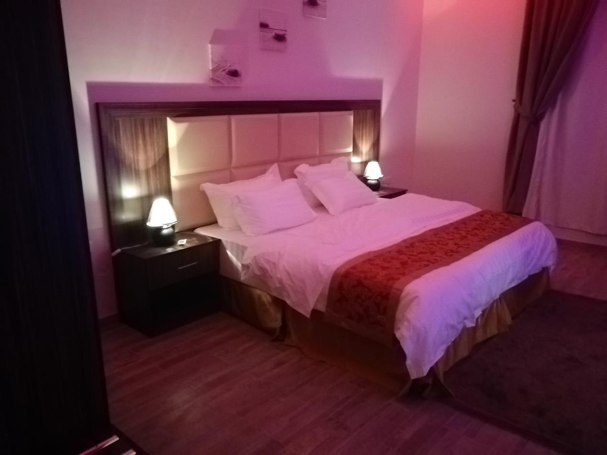 Al Worod Al Thahabia Chalets Abha Ngoại thất bức ảnh